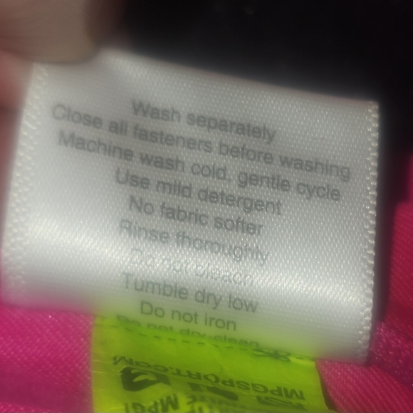 MONDETTA PERFORMANCE GEAR HOT PINK RAIN COAT XS - Picture 13 of 14